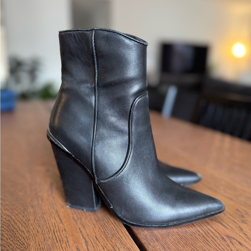 Steve Madden Rarely Black Ankle Boots